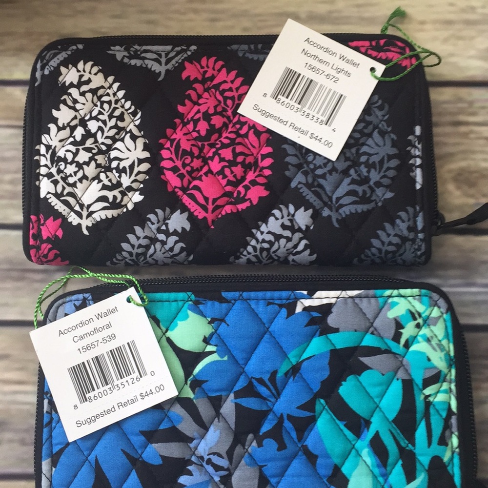 NWT Vera Bradley Accordion Wallet - Picture 3 of 5